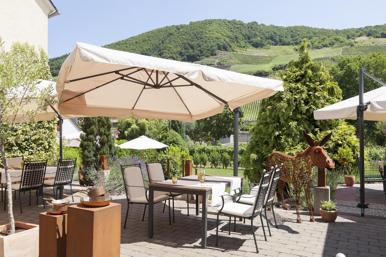 Wein- & Tafelhaus Hotel Trittenheim Exterior photo